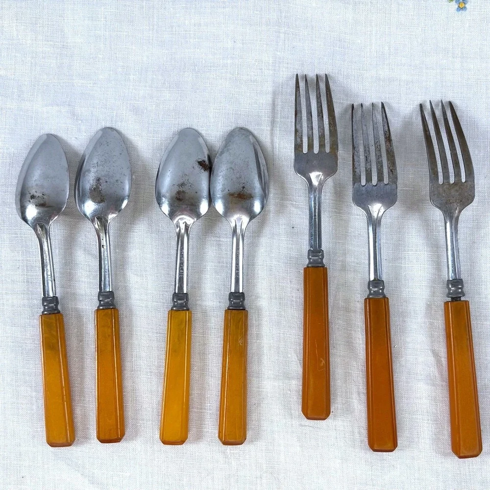 Unbranded vintage flatware
